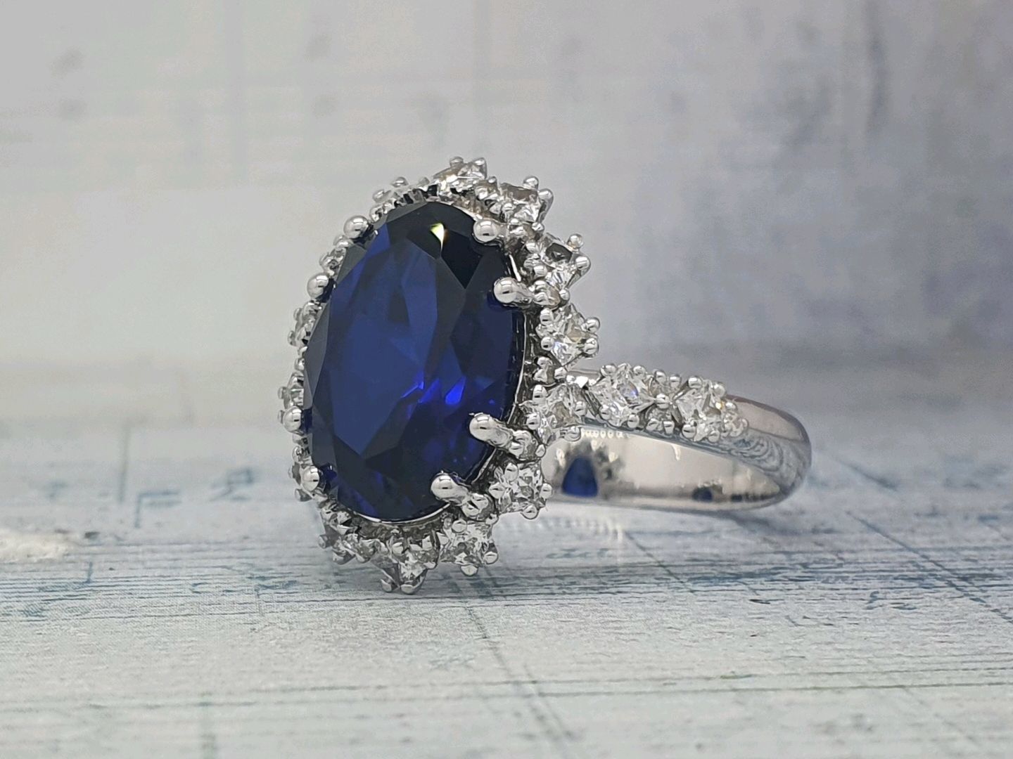 Необычное женское кольцо, кольцо в подарок, кольцо для женщины винтернет-магазине Ярмарка Мастеров по цене 30300 ₽ – QTSEMRU