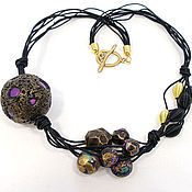 Модерн - комплект украшений браслет и кулон на кожаном шнуре