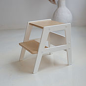 Children's table square and star chair
