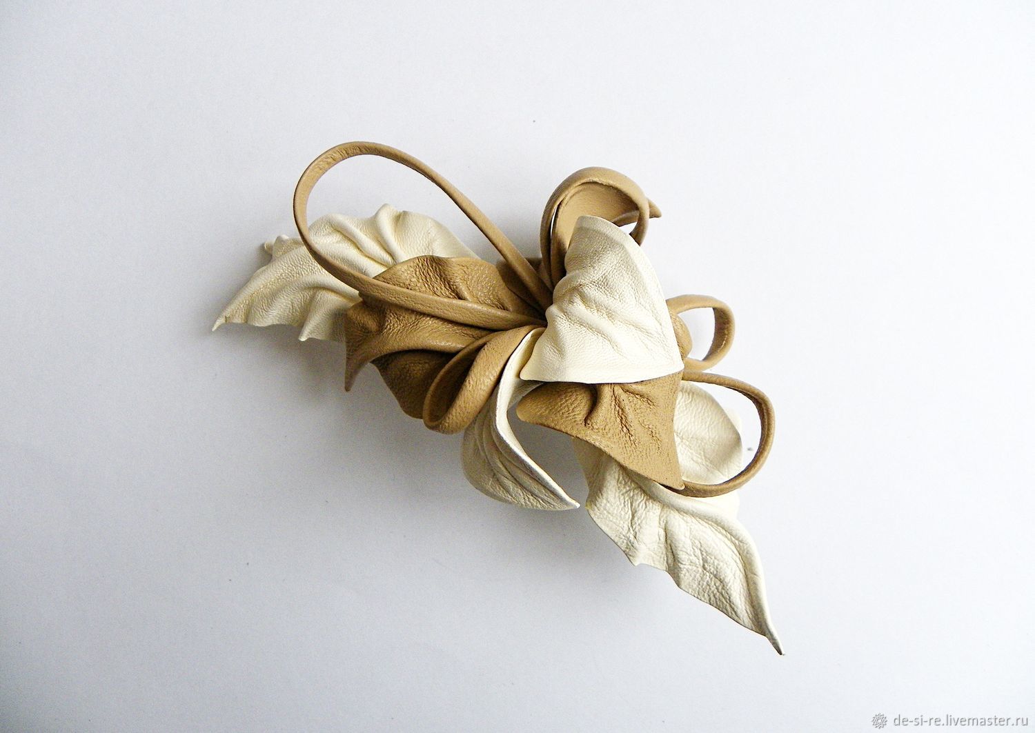 beige flower hair clip