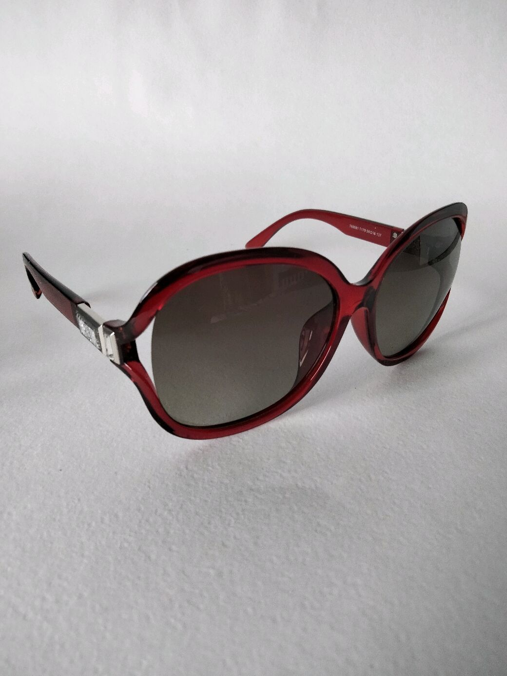 Винтаж: Очки от солнца в форме бабочка красный цвет, в стиле ретро ...