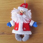 Дед Мороз - магнит на холодильник, новогодний сувенир из фетра