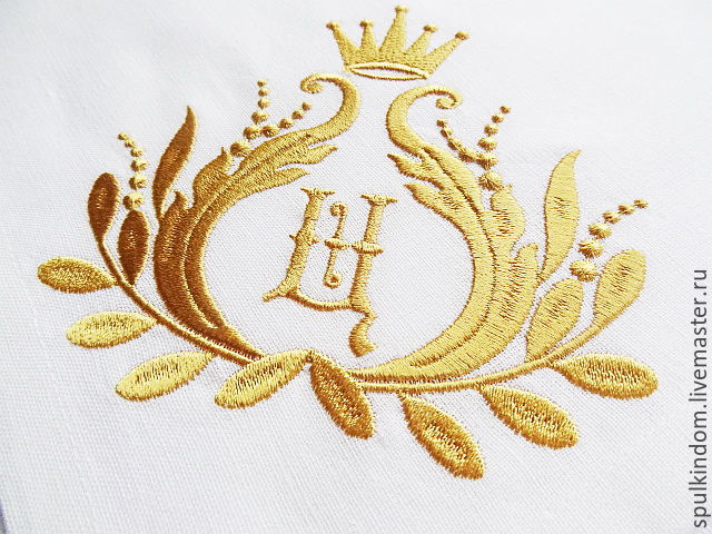 роял эмбройдери. дизайнерская вышивка лаванда. павлинье перо гладью. Royal embroidery. Royal embroidery.