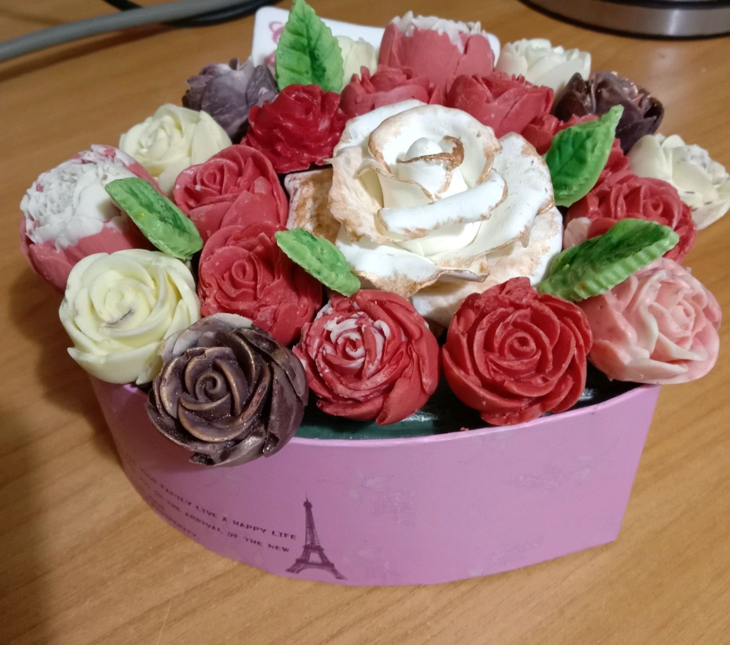 Съедобный букет из бельгийского шоколада Callebaut. Розы