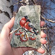 Сувениры и подарки handmade. Livemaster - original item Magnet stone Jasper bullfinches painting on stone. Handmade.