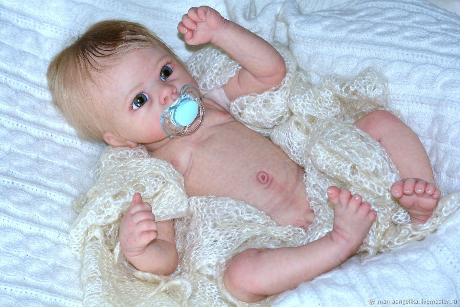 Кукла реборн карлотта в коропках. Ярмарка мастеров реборнов силиконовых. Кукла реборн молд. Кукла реборн трулли. Дмитрий залесский куклы реборн силиконовые.