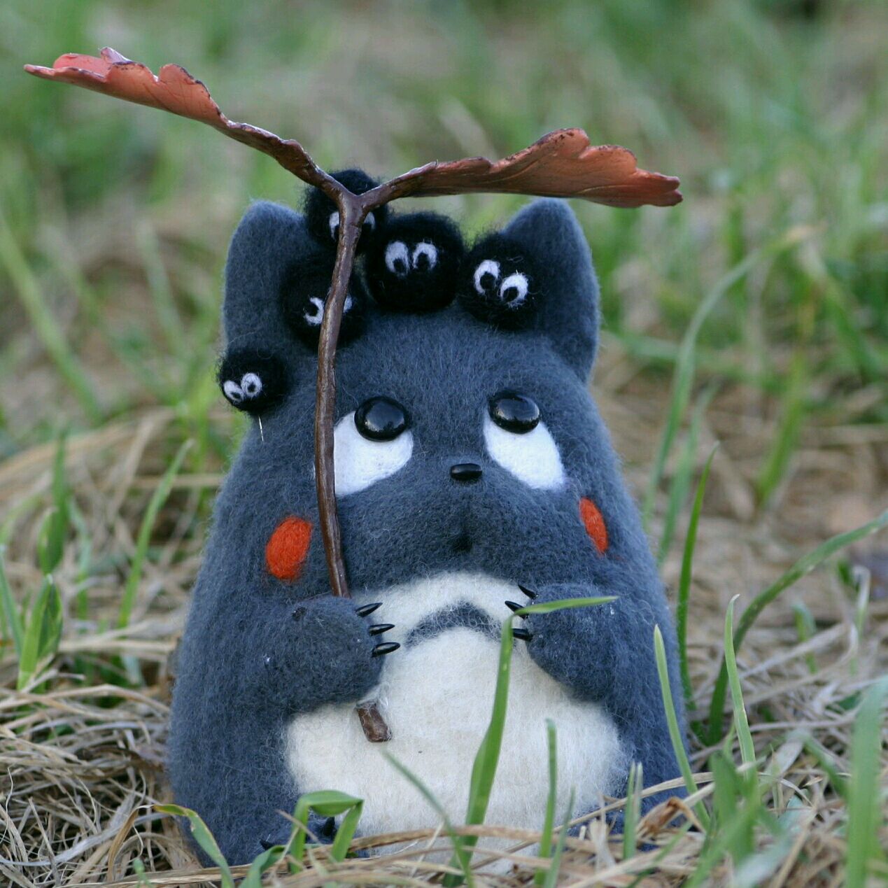 Игрушка Тоторо, аниме, мой сосед тоторо, черные чернушки, Totoro doll в  интернет-магазине на Ярмарке Мастеров | Мягкие игрушки, Москва - доставка  по России. Товар продан.