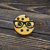 Украшения handmade. Livemaster - original item Wood badge Cookies. Handmade.