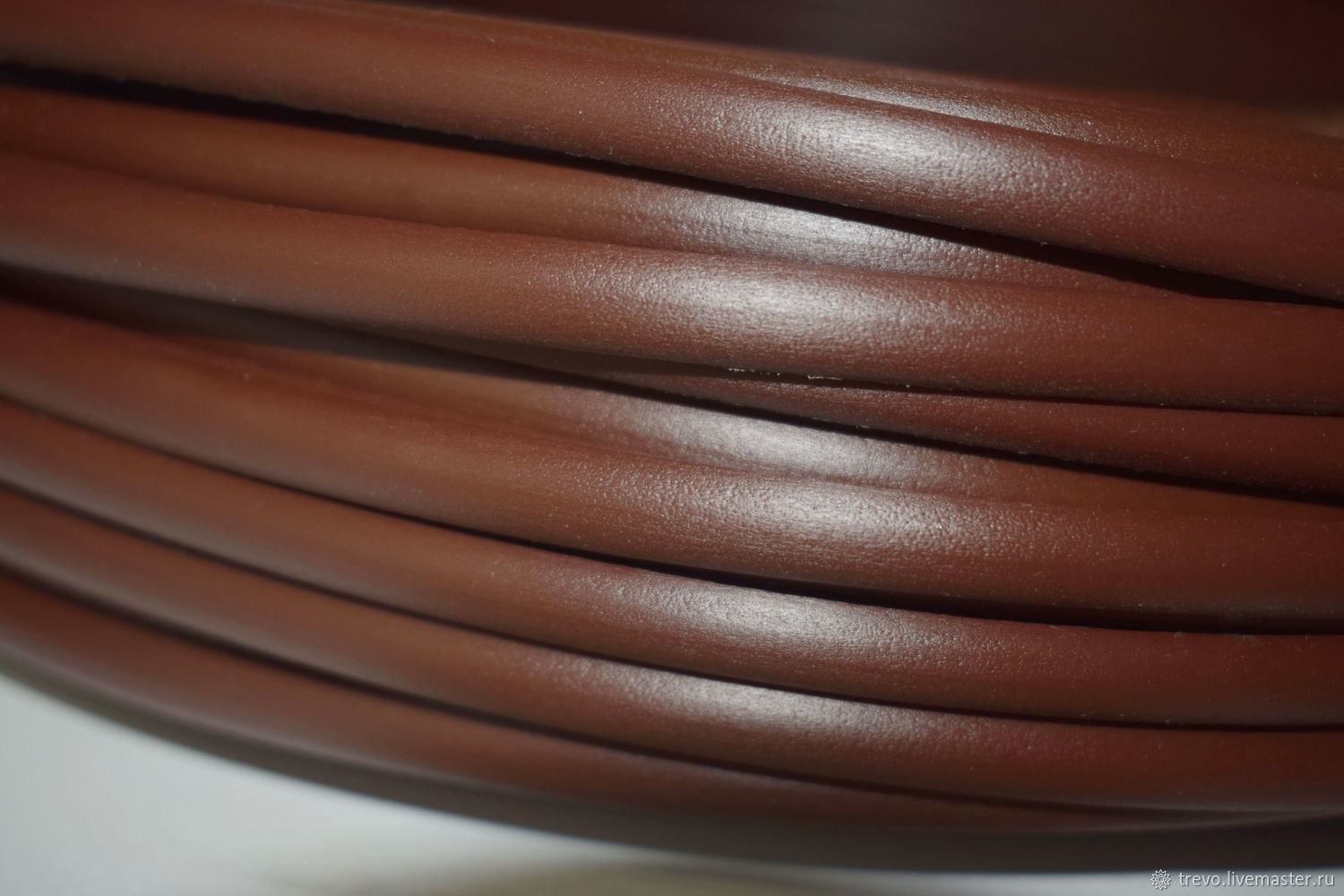 Полиротанг трубка для плетения. Полиротанг полутрубка. Полиротанг полутрубка. Искусственный ротанг полутрубка. Ротанг двойная полутрубка.