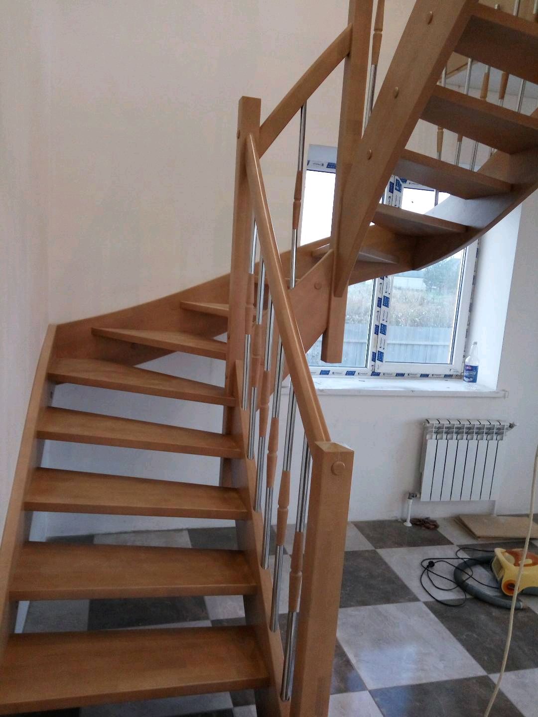 Деревянная лестница к-033м