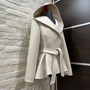Одежда ручной работы. Ярмарка Мастеров - ручная работа Пальто Баска. Handmade.