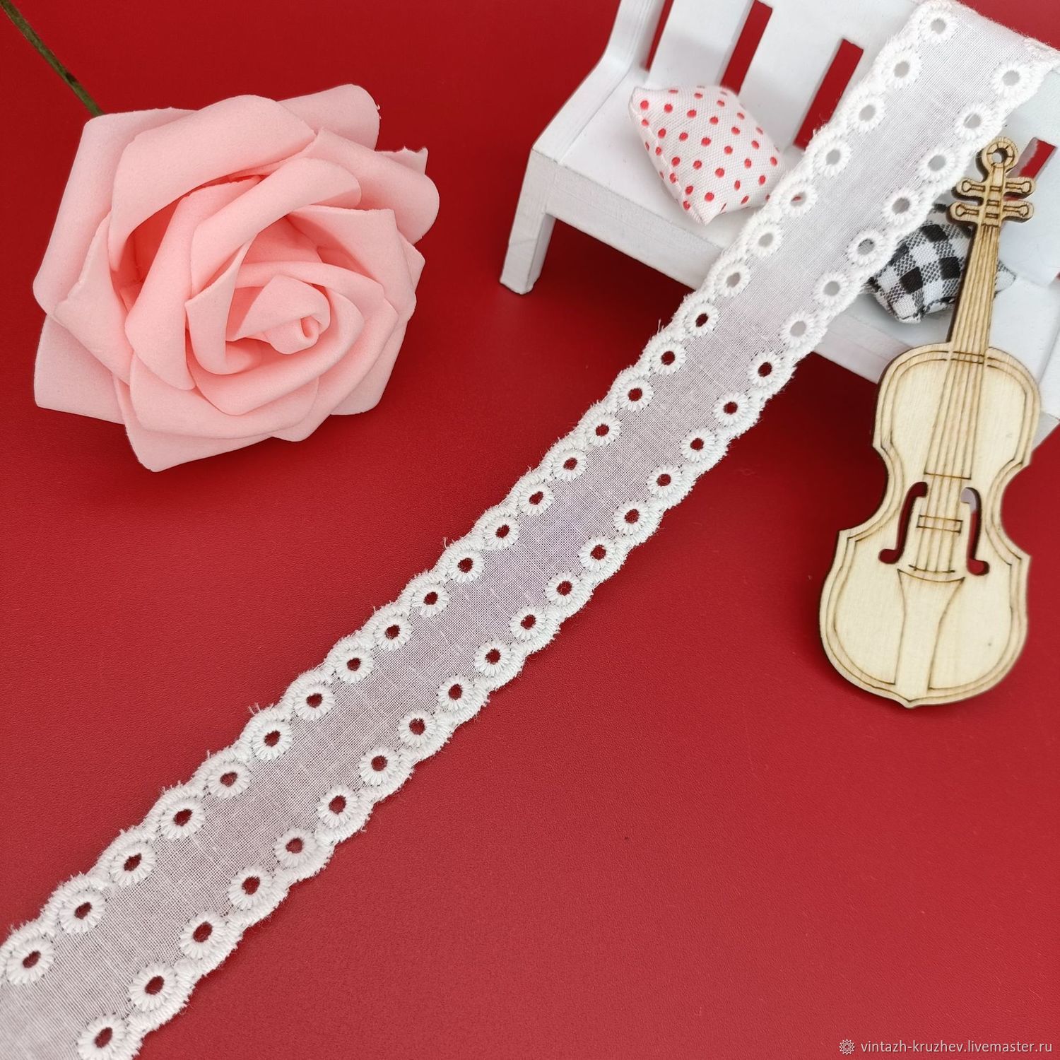Девушка, музыка, скрипка, белое платье, кружево обои на телефон (фото, картинки)