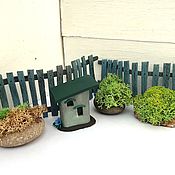 Цветы и флористика handmade. Livemaster - original item Garden miniature Fence and moss for a mini garden (doll miniature). Handmade.
