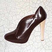 Винтаж handmade. Livemaster - original item Shoes-ankle boots from nature.brown patent leather. Handmade.