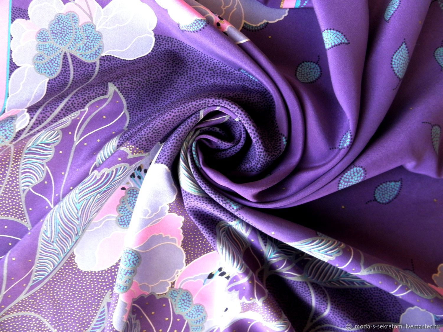 Фиолетовый платок