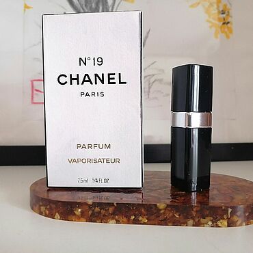 Винтаж ручной работы. Ярмарка Мастеров - ручная работа Винтаж: Chanel 19 Parfum Спрей 7,5 (7) мл Франция 1980-е. Handmade.