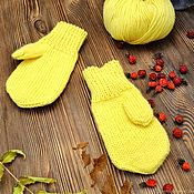 Knitted wool socks with patterns 37-39 openwork mustard leaves