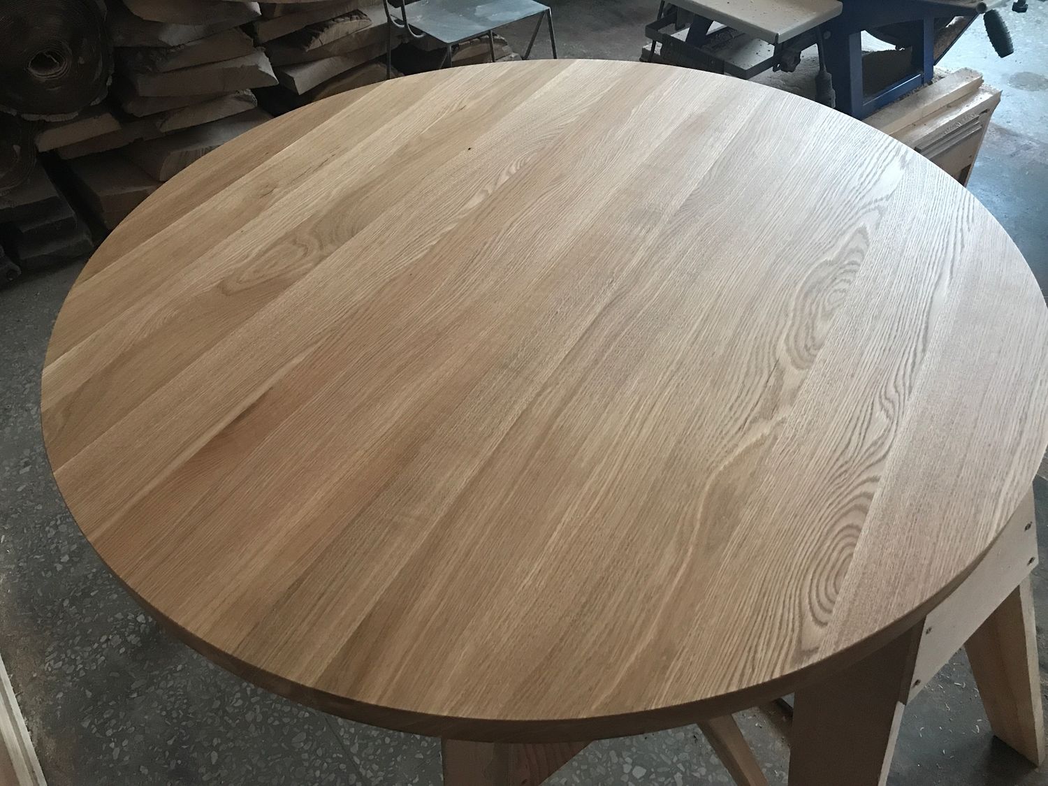 кухонный стол из шпона