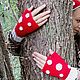 Красные вязаные митенки в виде мухомора. Митенки. CROHATS крючком вязаные аксессуары. Ярмарка Мастеров.  Фото №5
