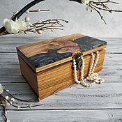 Столик винный из дерева деревянный из черного ореха подарок мужчине