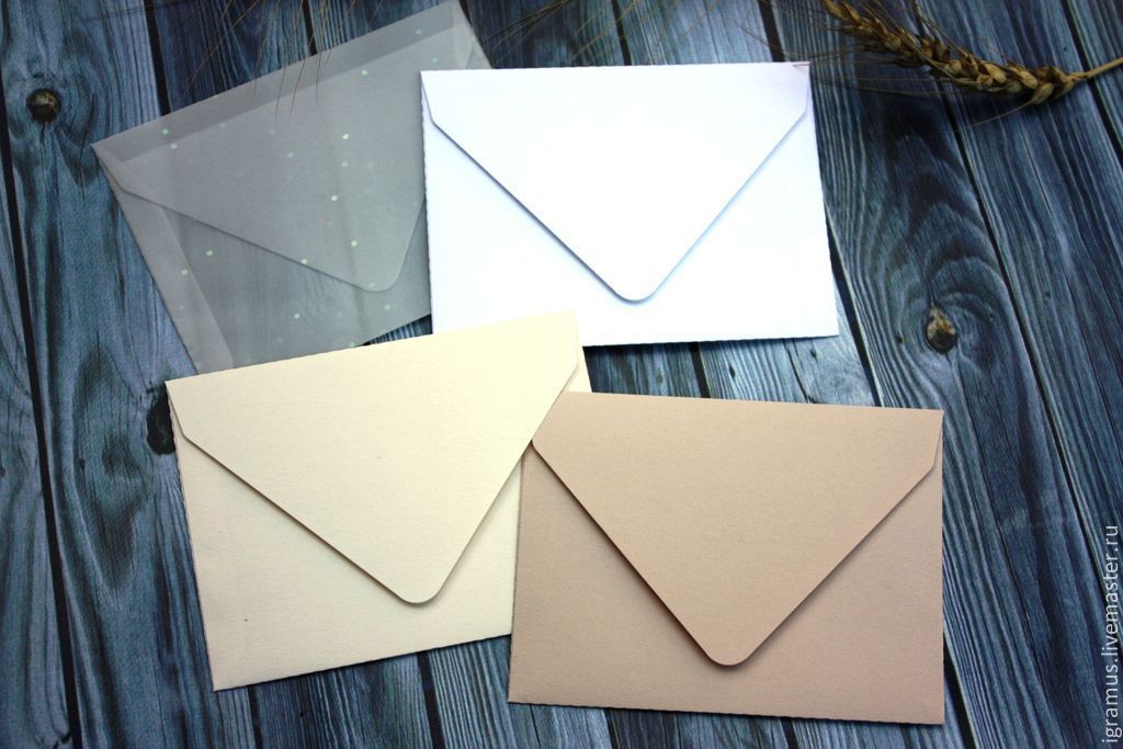 Бумага конверты купить. Бумажный конверт. Квадратный конверт. Дизайнерские конверты. Конверт прямоугольный.