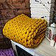 Заказать Толстый плед из натуральной шерсти мериноса "Желтый". KnitoMania. Ярмарка Мастеров. . Пледы Фото №3