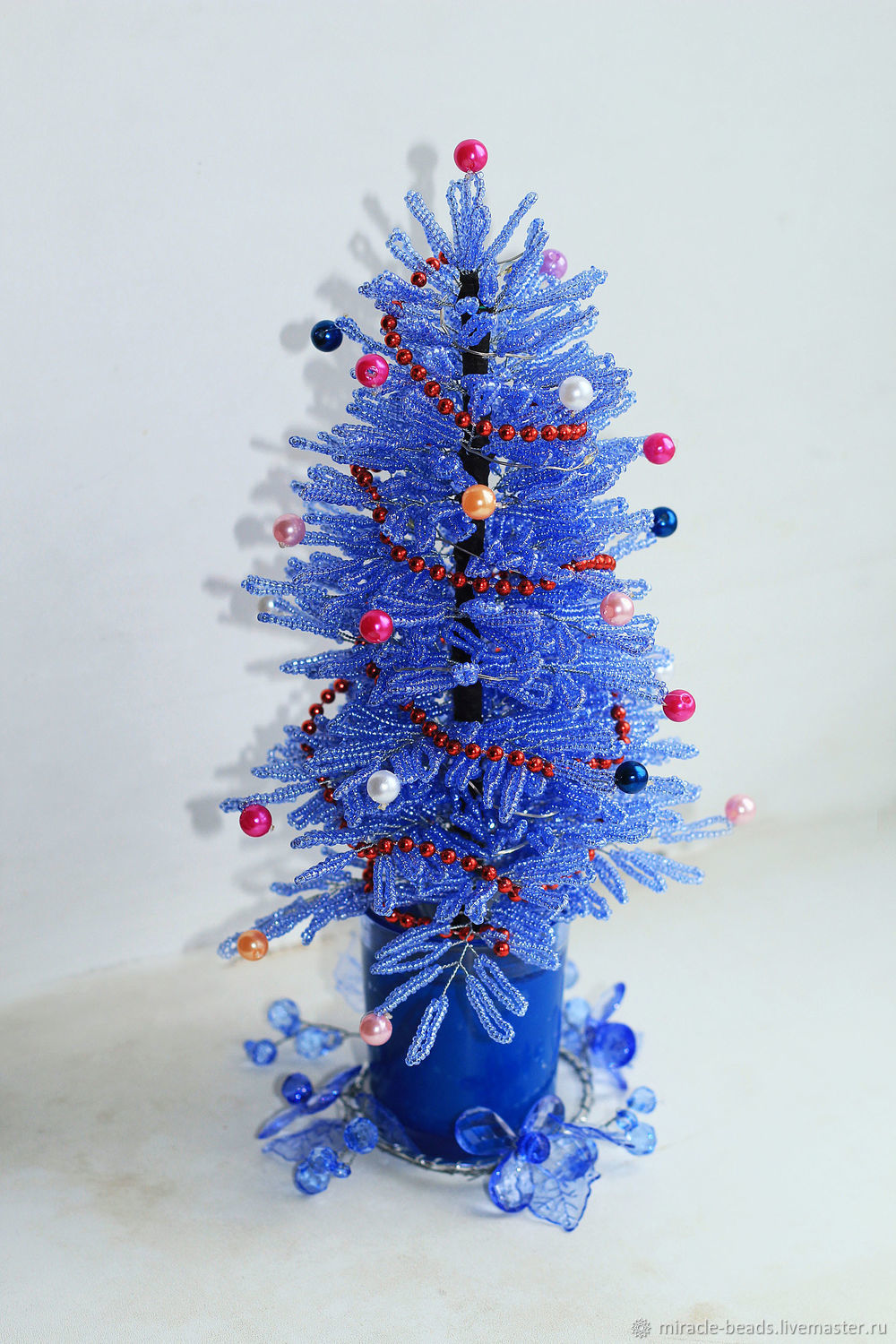 МК «Высокая голубая ель из бисера». Ч. 4/6. // Blue spruce from beads.