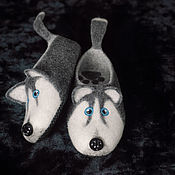 Обувь ручной работы handmade. Livemaster - original item Felted slippers for men Huskies, Dogs. Handmade.