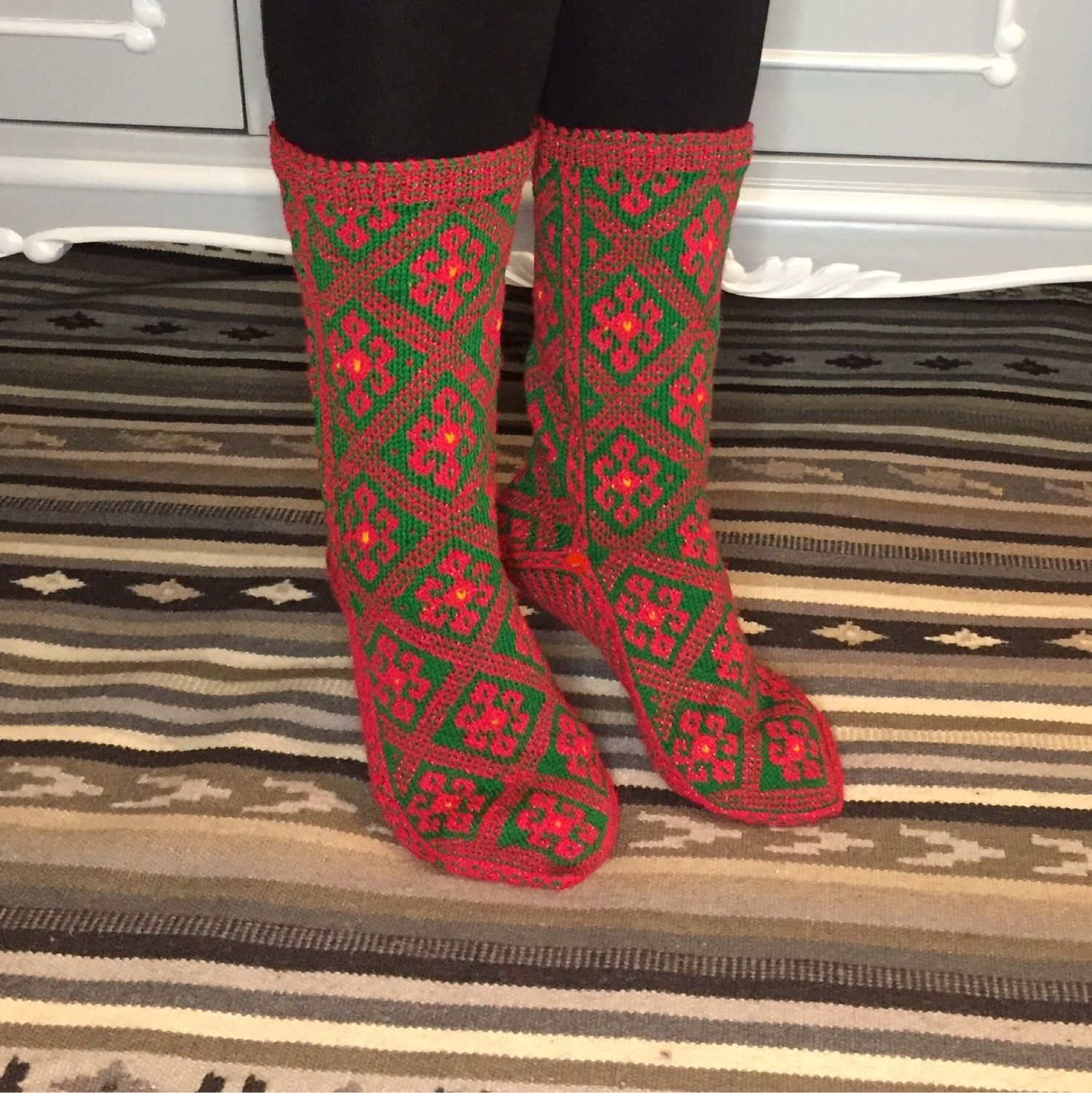 Джурабы азербайджанские. Джурабы туркменские. Джурабы табасаранские. Памирские носки джурабы. Дагестанские носки.