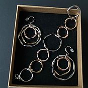 Украшения handmade. Livemaster - original item Jewelry sets: bracelet and earrings made of metal in silver and gold. Handmade.