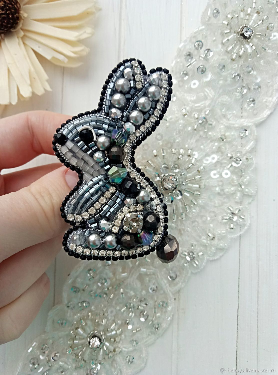 Брошь из бисера своими руками Фламинго A beaded brooch with their hands Flamingo