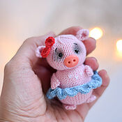 Сувениры и подарки handmade. Livemaster - original item Mini pig toy, piggy figurine, Pig knitted toy, pig toy. Handmade.