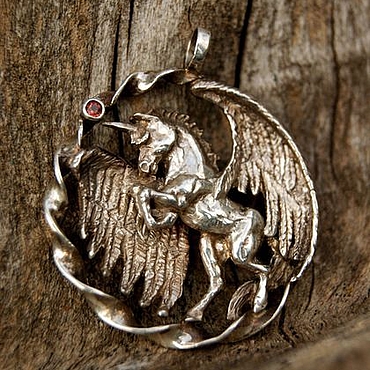 Украшения ручной работы. Ярмарка Мастеров - ручная работа Кулон "Unicorn". Handmade.