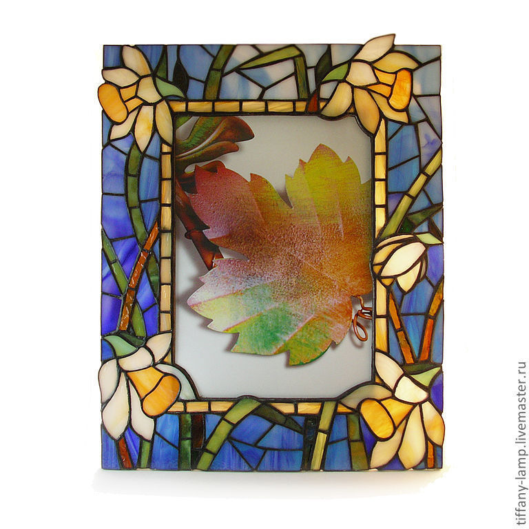 Витражная рамка. Фоторамка из витража. Витражная рамка. Витраж в рамке. Витражная рамка.