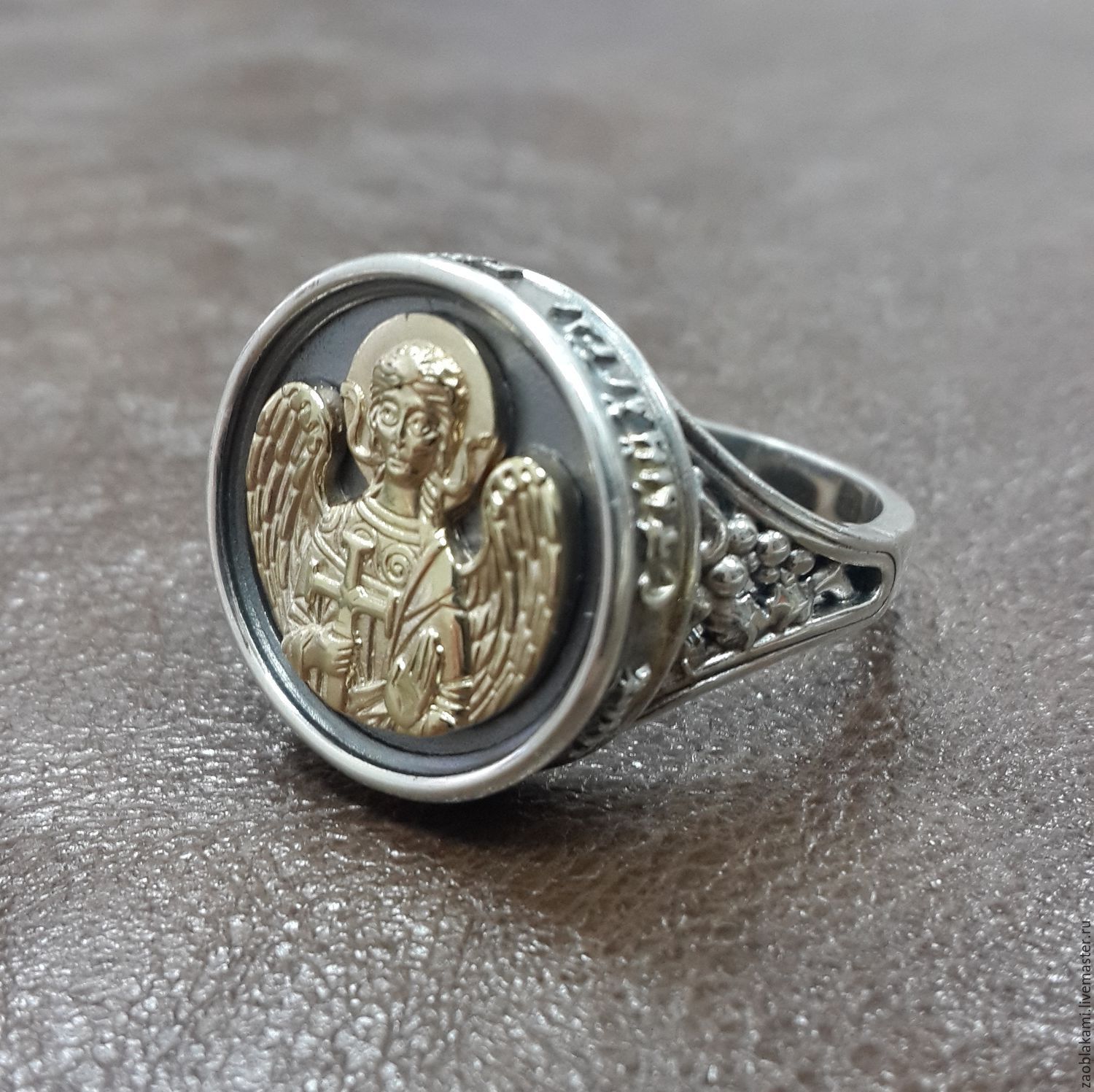 Кольцо печатка серебро ангел хранитель