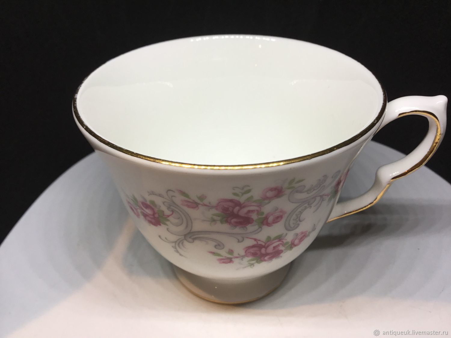 England porcelain посуда. Royal Heritage Porcelain чашка. Фарфор Роял Порцелайн Ингланд коллекшн. Royal Heritage Porcelain чайный сервиз. Royal Heritage Porcelain чайная пара.