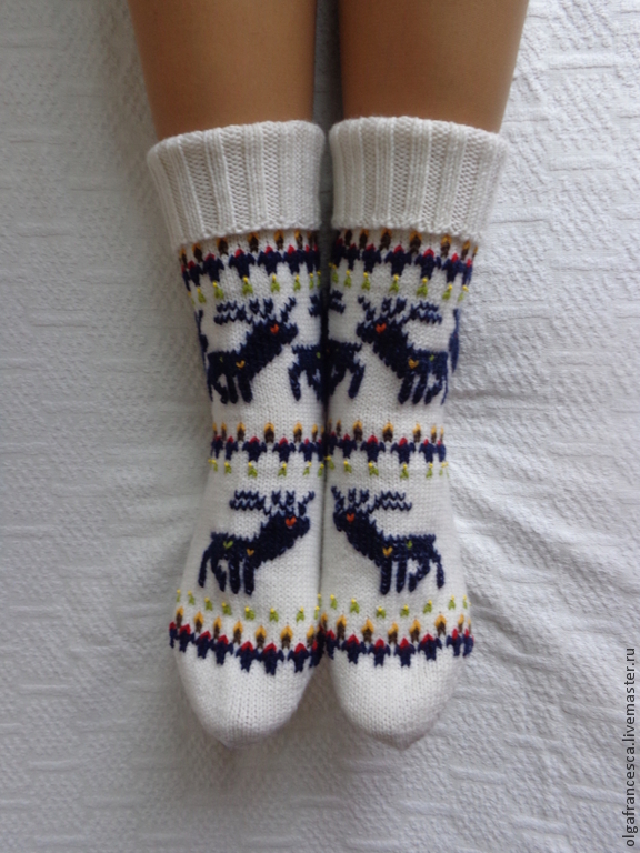 Шерстяные носки с оленями