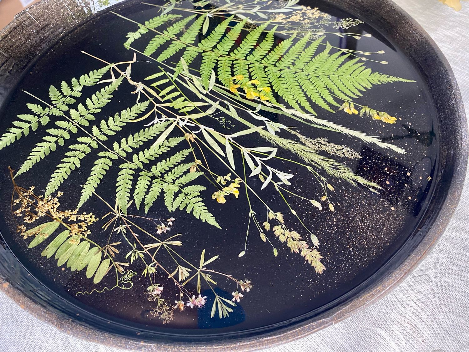 Поднос деревянный с сухоцветами и эпоксидной смолой – заказать на ...