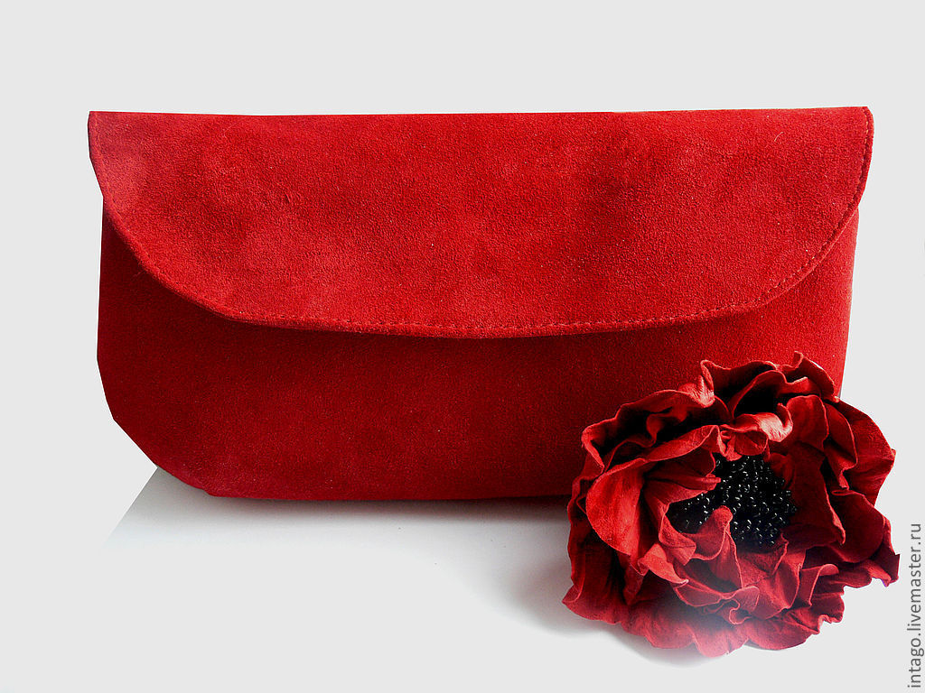 clutch bag for red dress