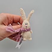 Украшения handmade. Livemaster - original item Pin brooch: knitted hare OLAKRA. Handmade.