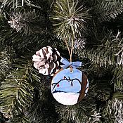 Сувениры и подарки handmade. Livemaster - original item Miniature, Christmas tree toy, picture on a cut of a Bullfinch tree. Handmade.