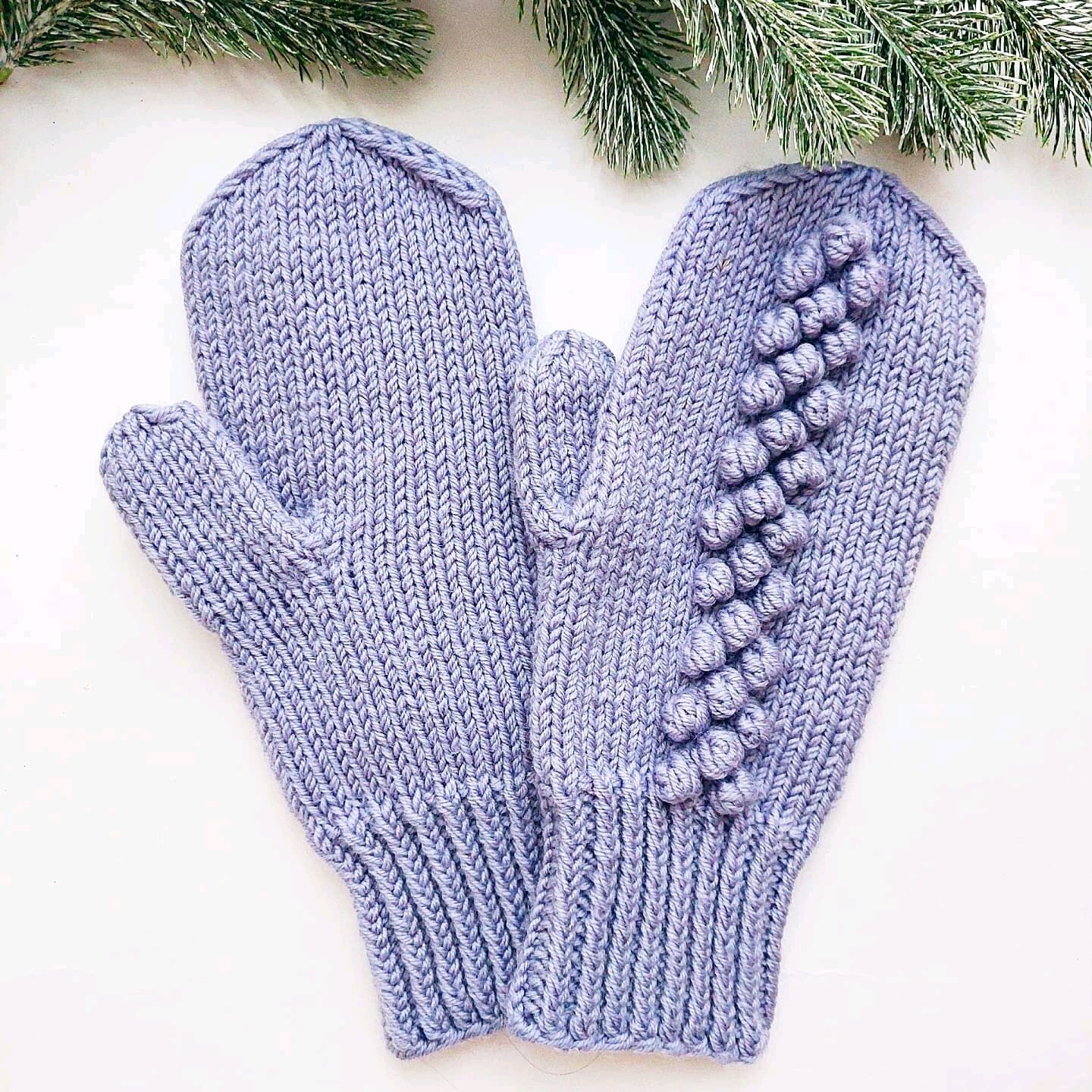 Торты варюшка. Колючие варежки. Варежка спб. Красные варежки спицами. Желтые рукавички.