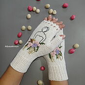 Аксессуары handmade. Livemaster - original item Mitts: Knitted mittens with embroidery Ballerina white. Handmade.