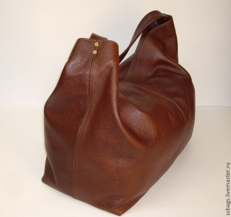 Женская сумочка купить кожаную. Сумка-мешок кожаная. Мягкая кожаная сумка. Сумка мешок из натуральной кожи. Сумки из кожзама.