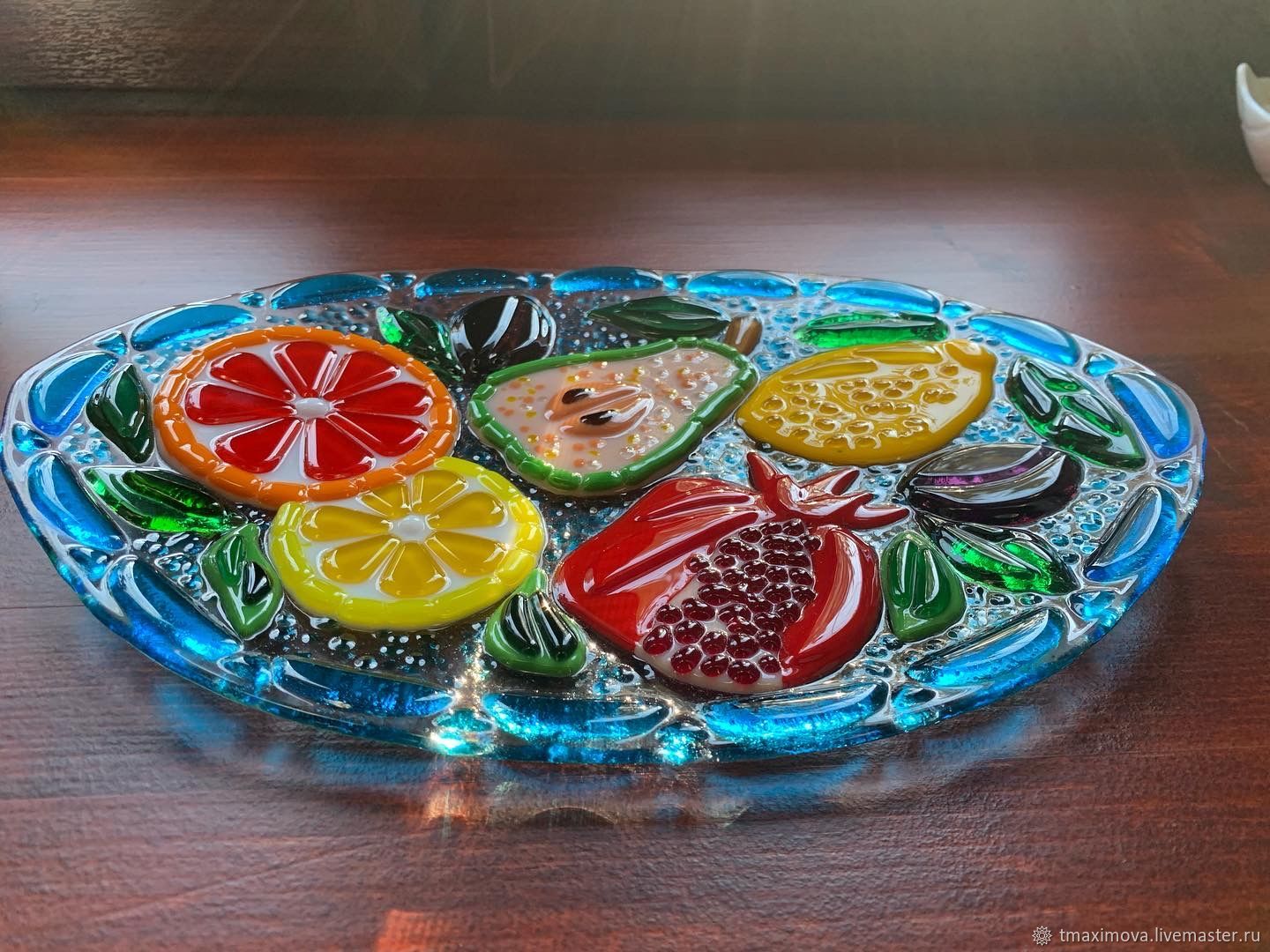 Круглая тарелка для фруктов