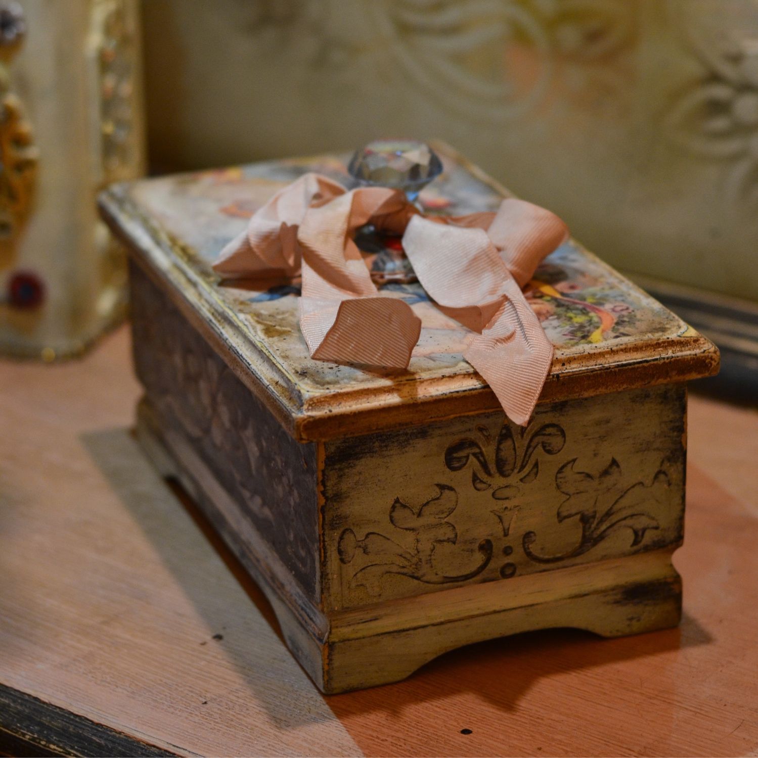 винтажная шкатулка. шкатулка под винтаж. изящные шкатулки. винтажные шкатулки. шкатулка декупаж винтаж.