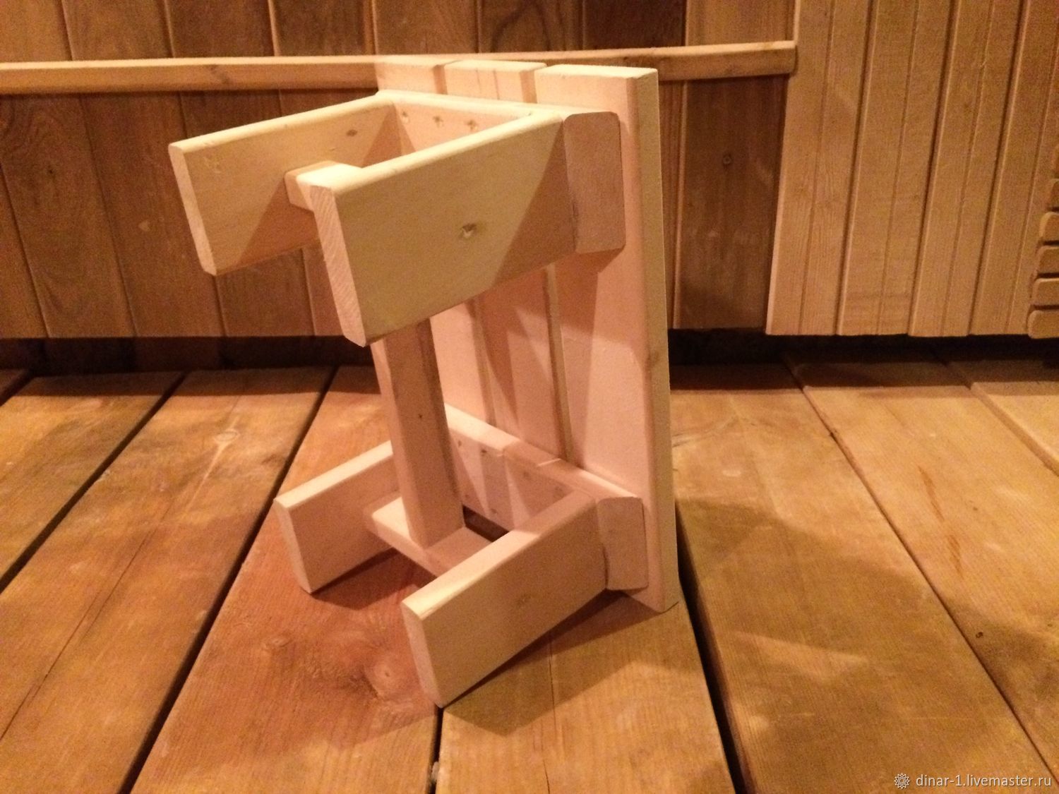 Комплект деревянный стол и стулья для бани и дачи