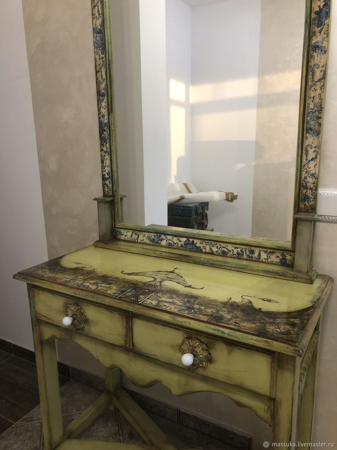 Зеркало с комодом Маркиз – заказать на Ярмарке Мастеров – HSYI3RU ...