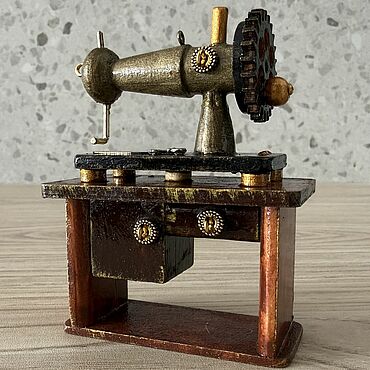 Сувениры и подарки ручной работы. Ярмарка Мастеров - ручная работа Елочная игрушка Швейная машинка. Handmade.