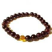 Украшения handmade. Livemaster - original item Garnet garnet bracelet with amber natural stones. Handmade.